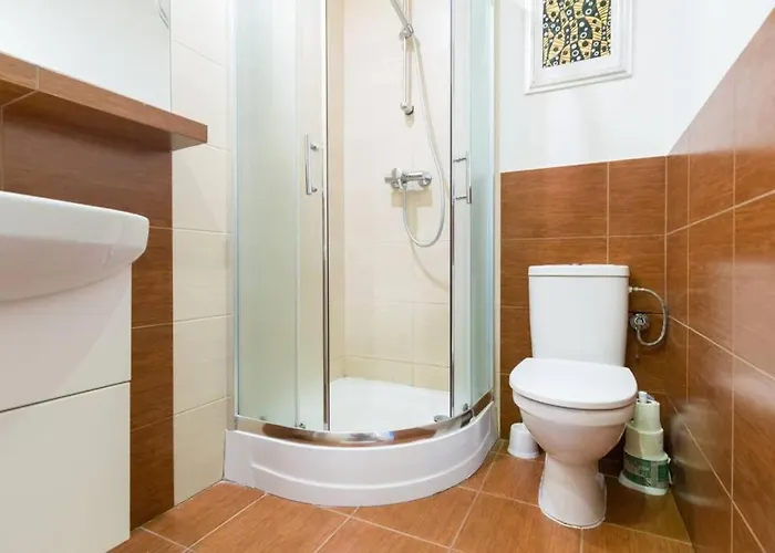 The Quiet Blue In The Center! *