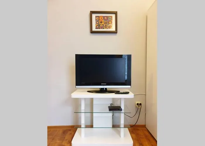 The Quiet Blue In The Center!