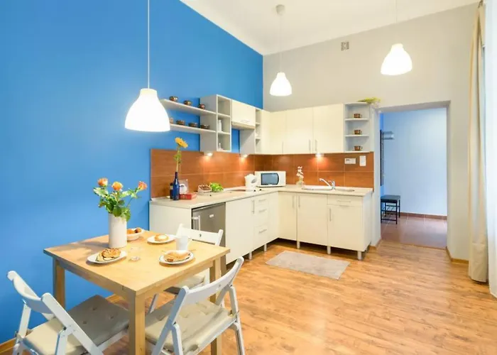 アパート The Quiet Blue In The Center! *