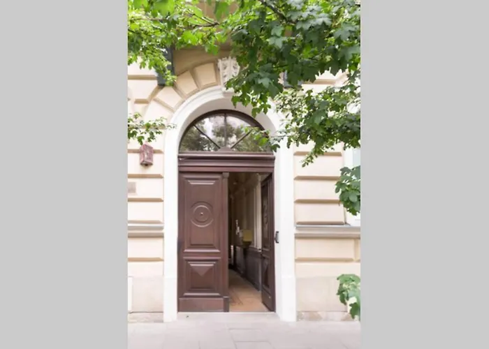 The Quiet Blue In The Center! * クラクフ