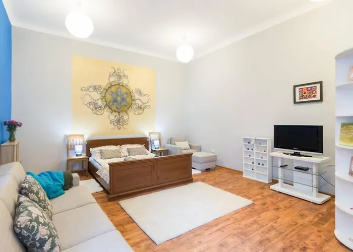 アパート The Quiet Blue In The Center! クラクフ